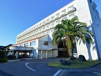 鴨川カントリーホテル