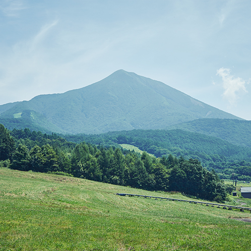 会津富士とも呼ばれる「磐梯山」