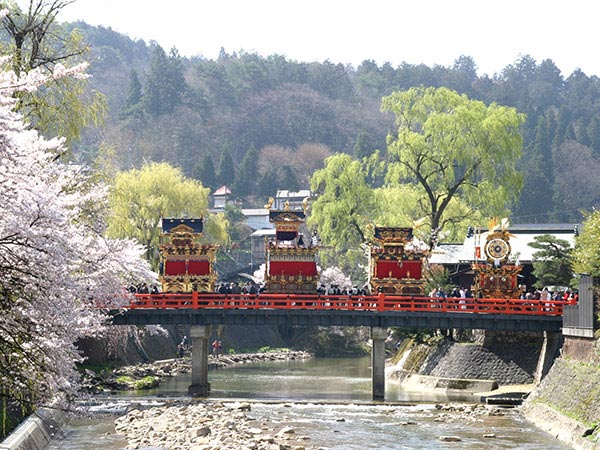 岐阜の【ユネスコ無形文化遺産】山・鉾・屋台行事