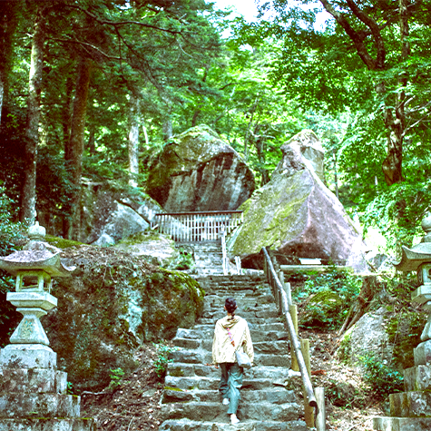 金山巨石群