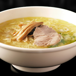 函館の人気グルメ塩ラーメン