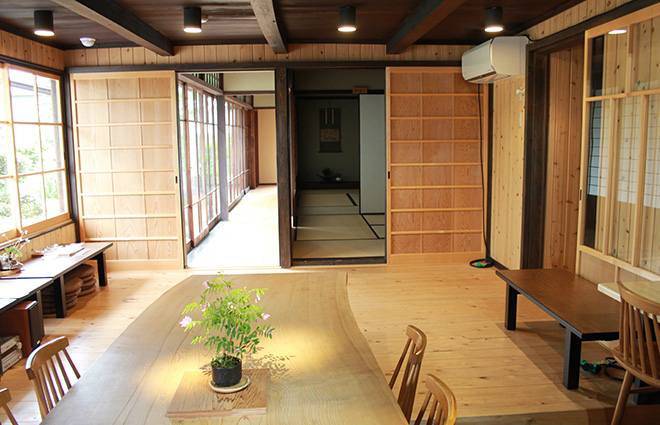 伊賀市内に残る貴重な武家屋敷・赤井家住宅の内観。忍者が隠れているかも！？