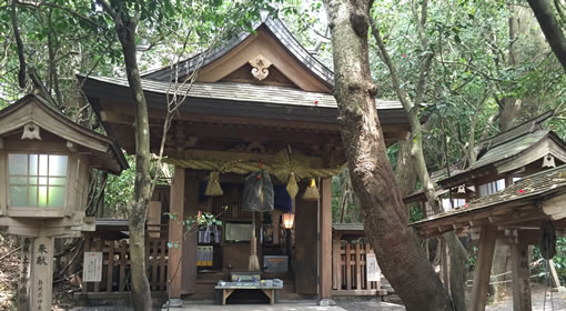 八大龍王水神社