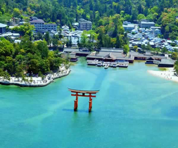 宮島・嚴島神社