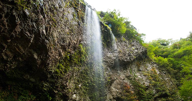 壇鏡の滝（隠岐の島町）