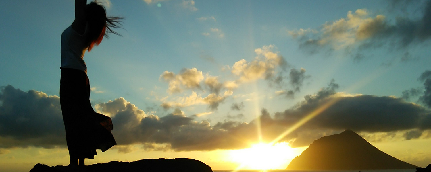 八丈島の朝日