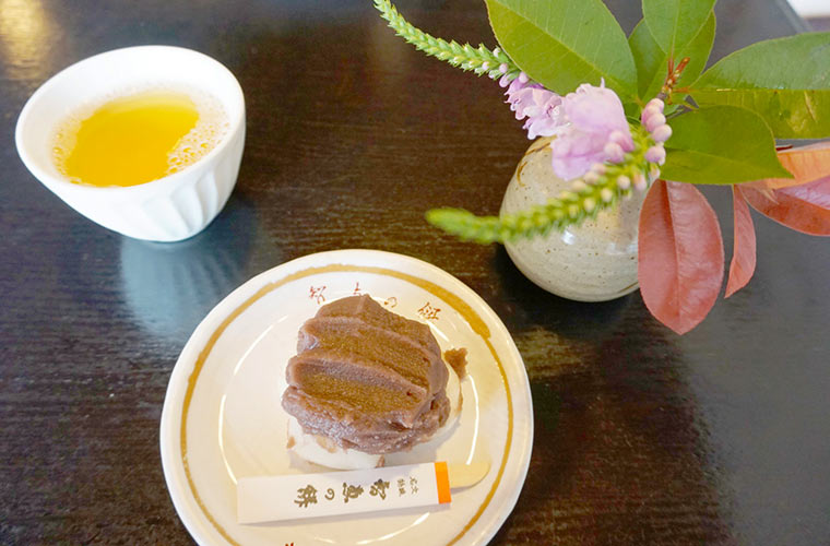 文珠荘 勘七茶屋の智恵の餅