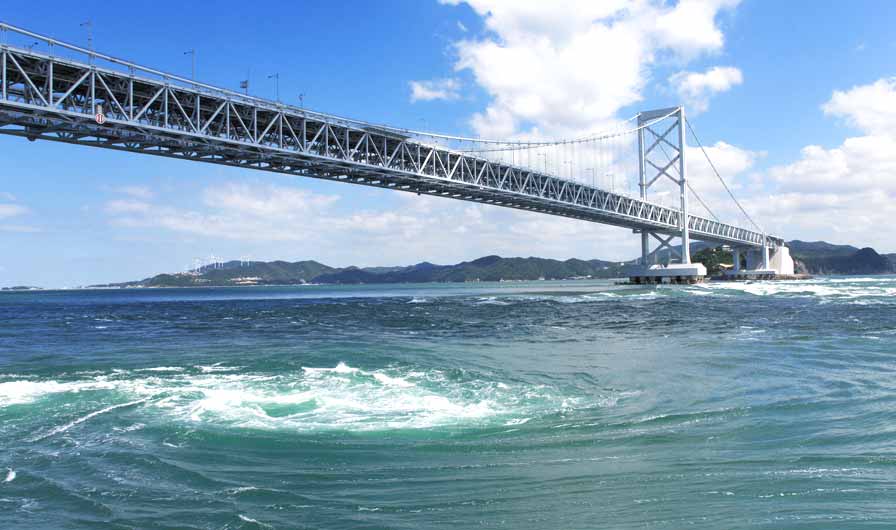 大鳴門橋