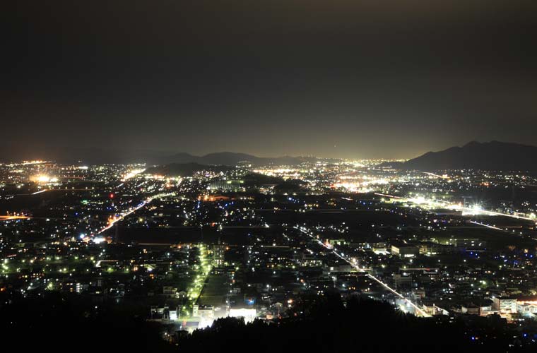 村国山の夜景