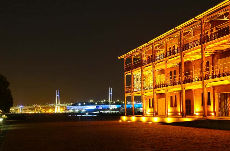 横浜赤レンガ倉庫の夜景