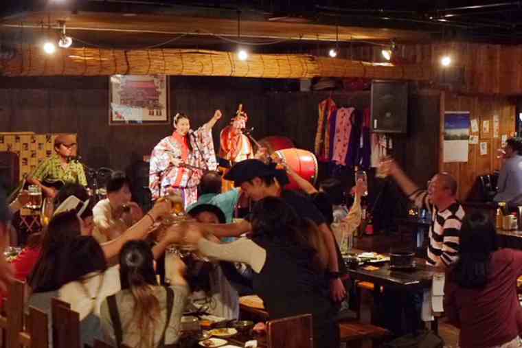 郷家の島唄ライブ