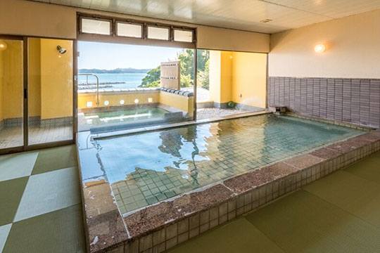 浜辺の温泉宿 かめや