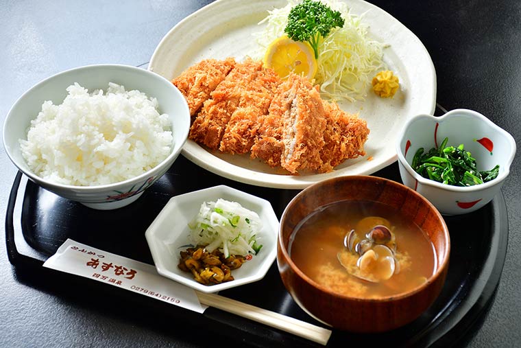 あすなろ(地元民御用達 とんかつ)