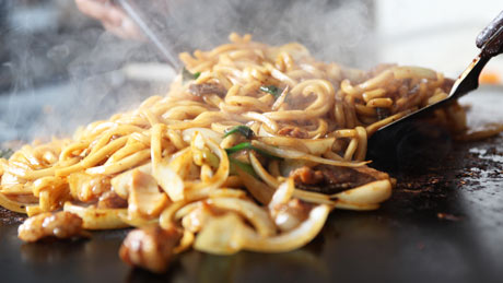 津山ホルモンうどん
