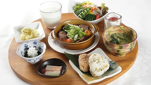 なすべん