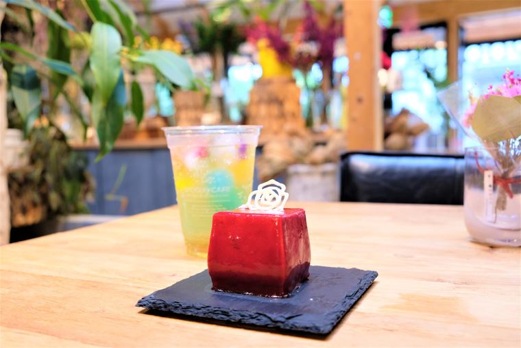 あべのハルカス、カフェ「SPOON BILL」ケーキ