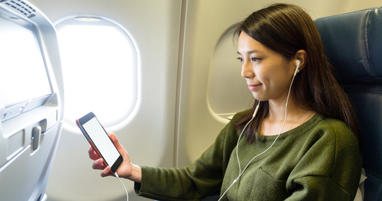 電子機器(携帯、音楽プレイヤーなど)で音楽を聞く