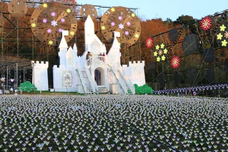 あしかがフラワーパーク 芝生ゾーン