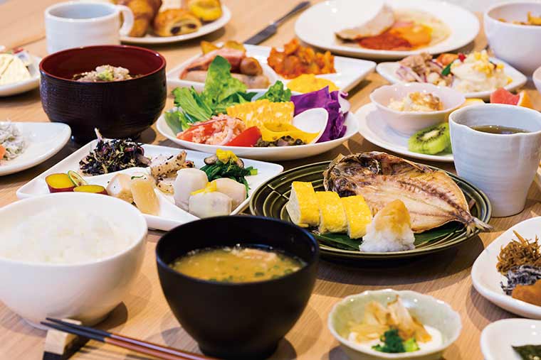 朝食