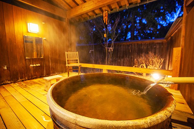奥飛騨温泉郷 花ごころ万喜(ばんき) 貸切露天風呂