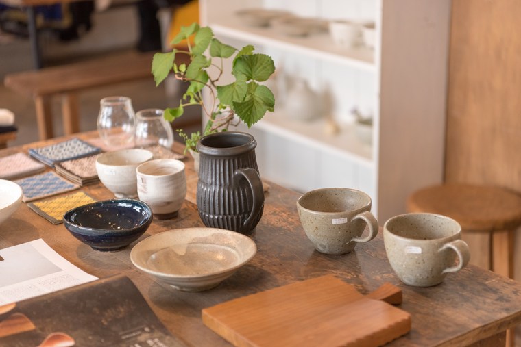 弘前 セレクトショップ ao + 水玉(アオトミズタマ)