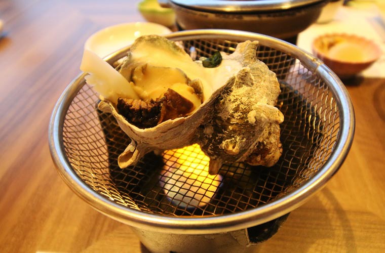 サザエのつぼ焼き