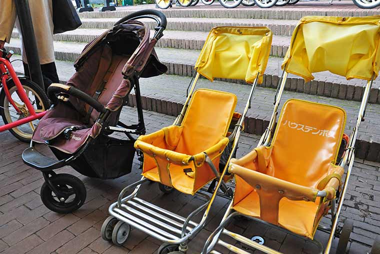 ベビーカーの貸し出しも