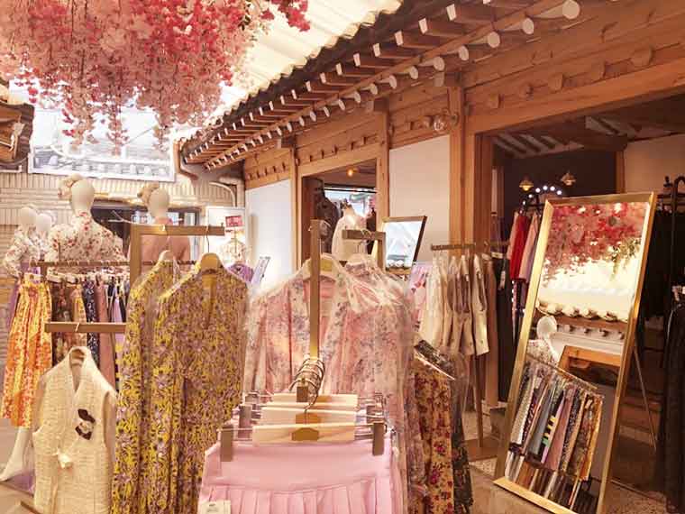 TETEROT SALON 店内