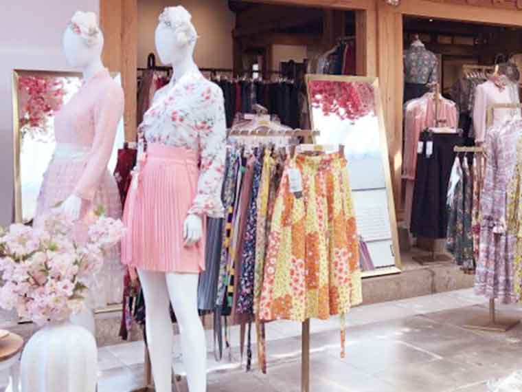 TETEROT SALON 店内