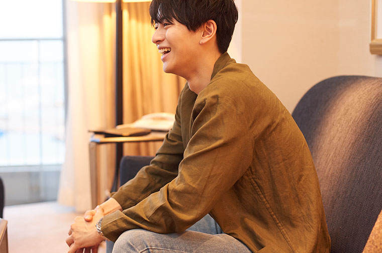 飯島寛騎さん
