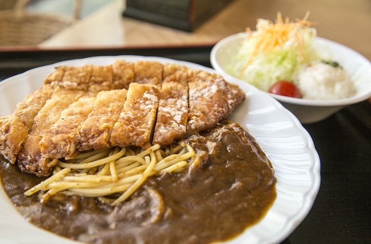 小梨平食堂の山賊カレースパゲティ