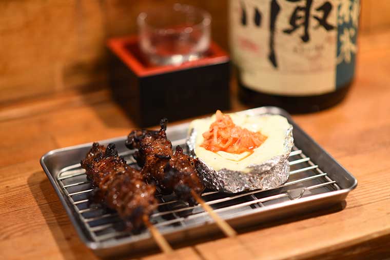 立ち飲み居酒屋 大笑のチーズカルビ串
