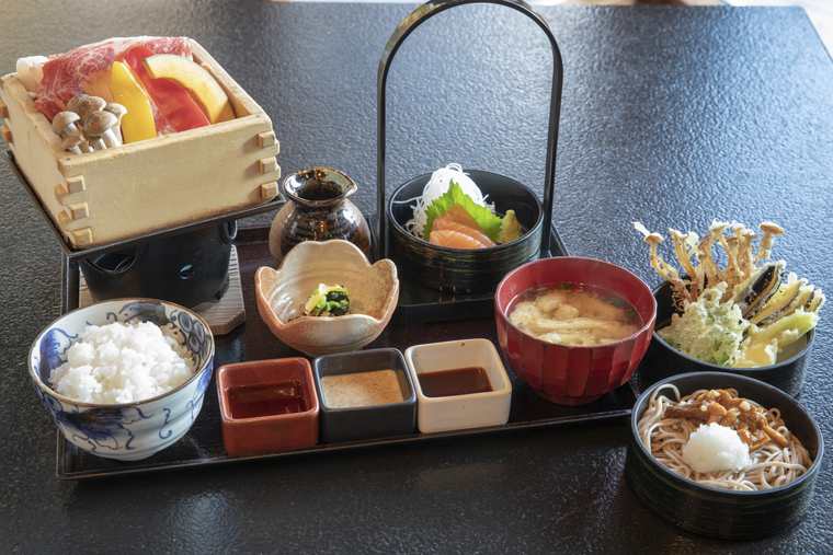 軽井沢星野エリア 村民食堂