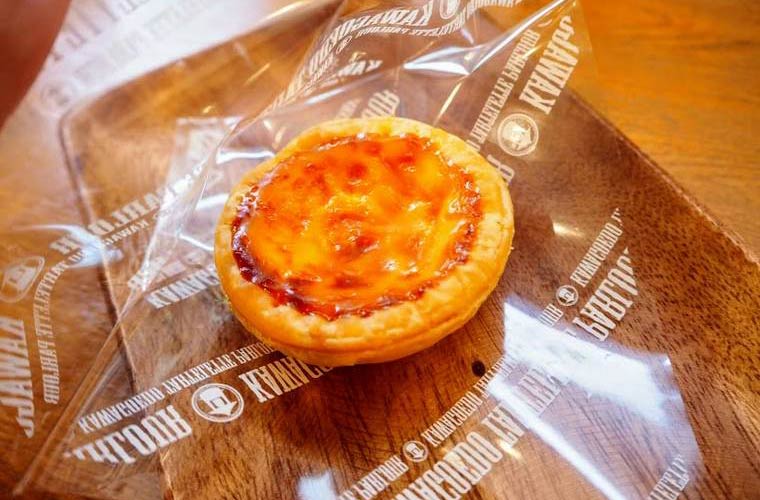 川越タルトの「エッグタルト」