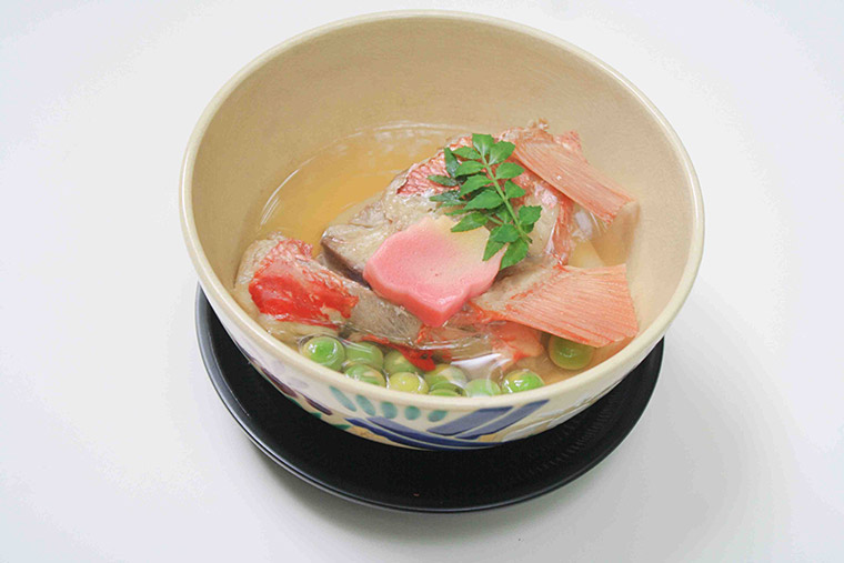 京貴船ひろやのおこわ蒸し