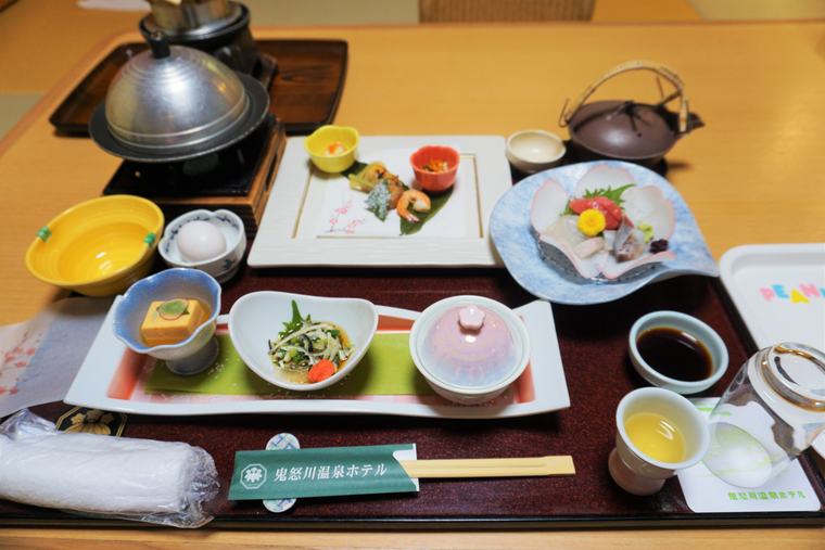 鬼怒川温泉ホテル 夕食