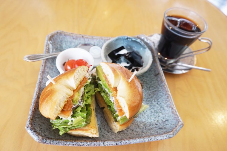 水辺のカフェテラス ベーグルサンド