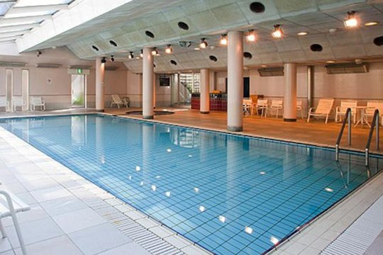 鬼怒川温泉ホテル 室内温泉プール