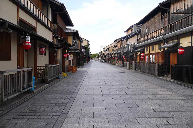 朝の花見小路
