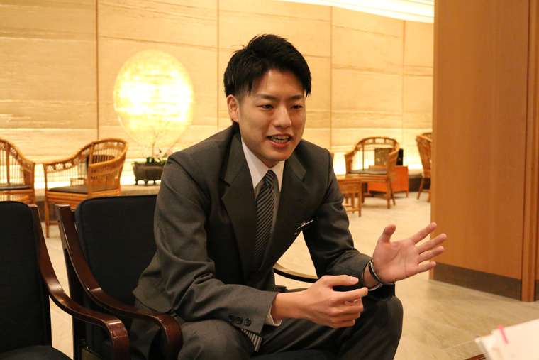 城崎温泉 西村屋ホテル招月庭 スタッフの青木さん