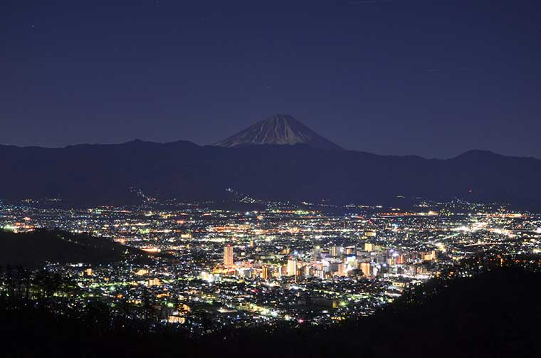 甲府市街