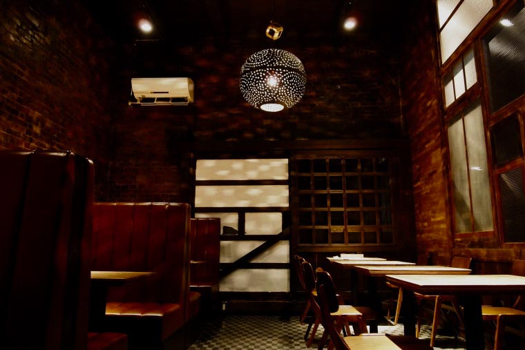 「ISO」の店内