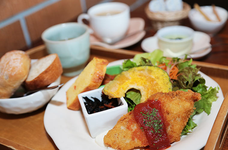 人気の「グラニットランチ」
