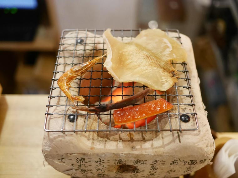 お試し海鮮炙り 8種盛り 1,390円