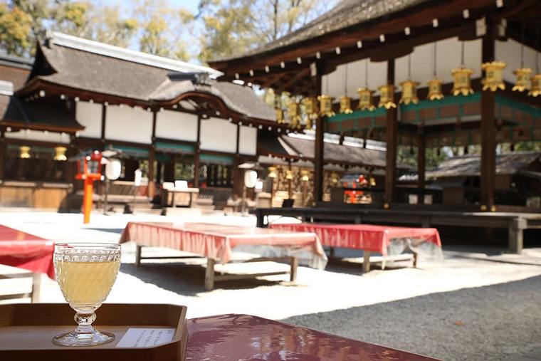 河合神社の「美人水」