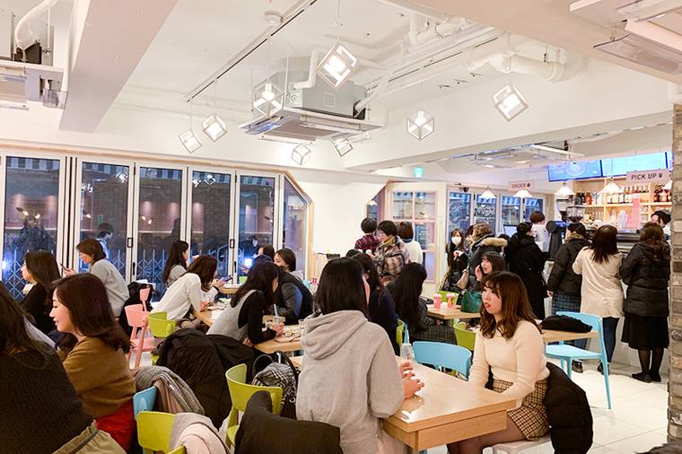 新大久保 韓国 ジェジュン カフェ「cafe de KAVE」