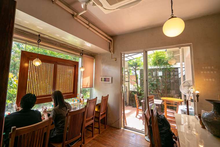 首里ほりかわ 店内の様子