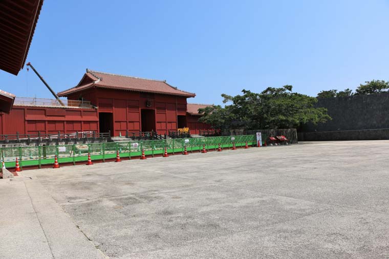 奉神門