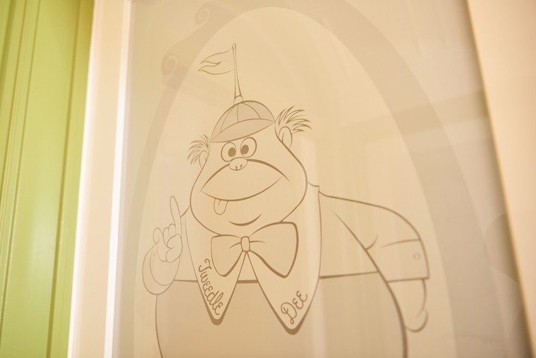 東京ディズニーランドホテル「ディズニーふしぎの国のアリスルーム」
