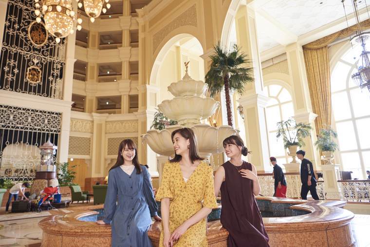 東京ディズニーランドホテル 女子旅 アトリウムロビー